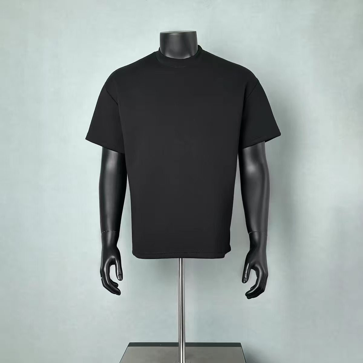 Solid Black Oversized Short Sleeve Crew Neck T-Shirt For Men