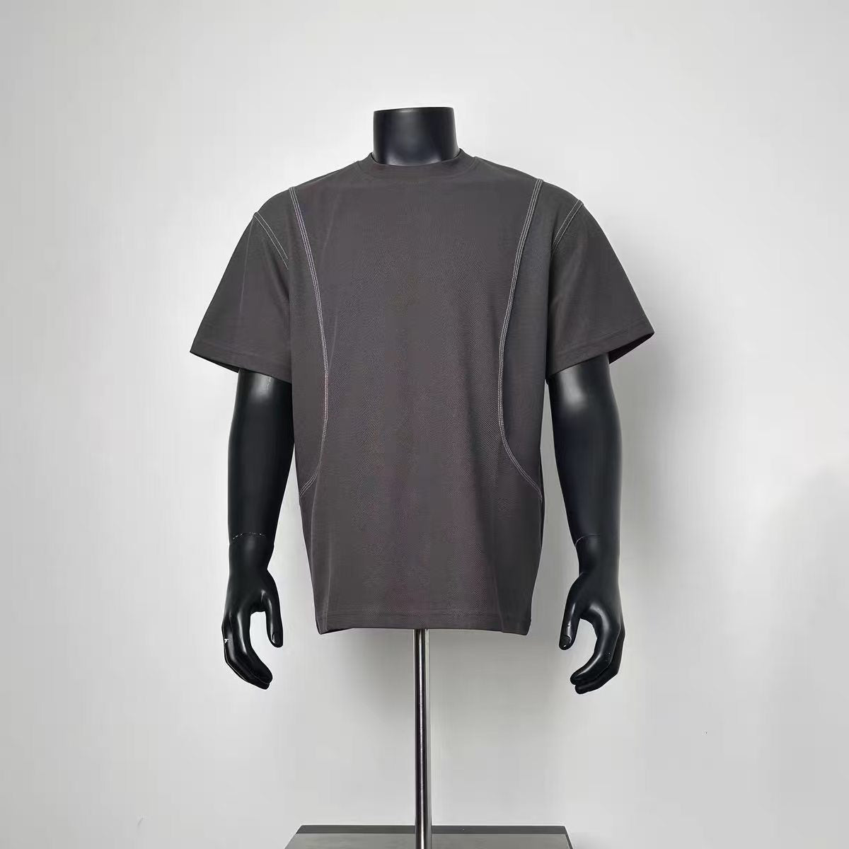 Dark Grey Contrast Stitch Contour Panel T-Shirt Men Loose Boxy Crew Neck Minimal