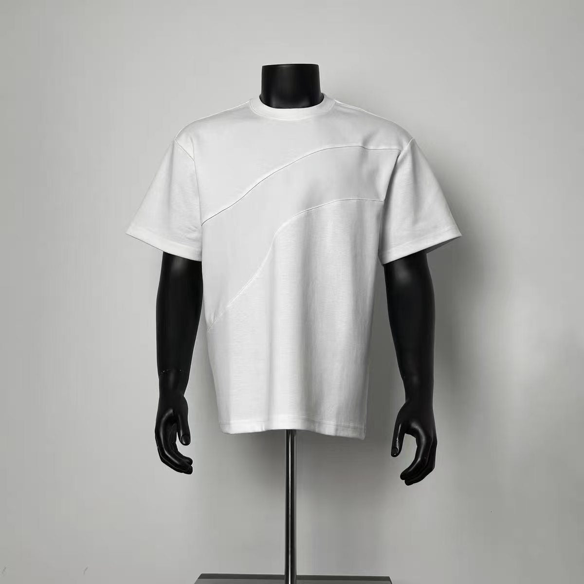 White Single Curved Diagonal Panel T-Shirt Men Loose Boxy Crew Neck Minimal